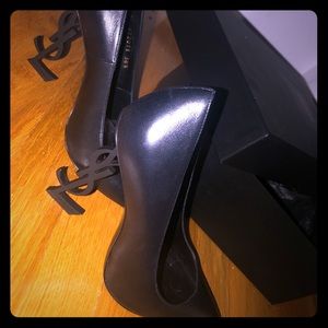 YSL Logo Opium Leather Shoes